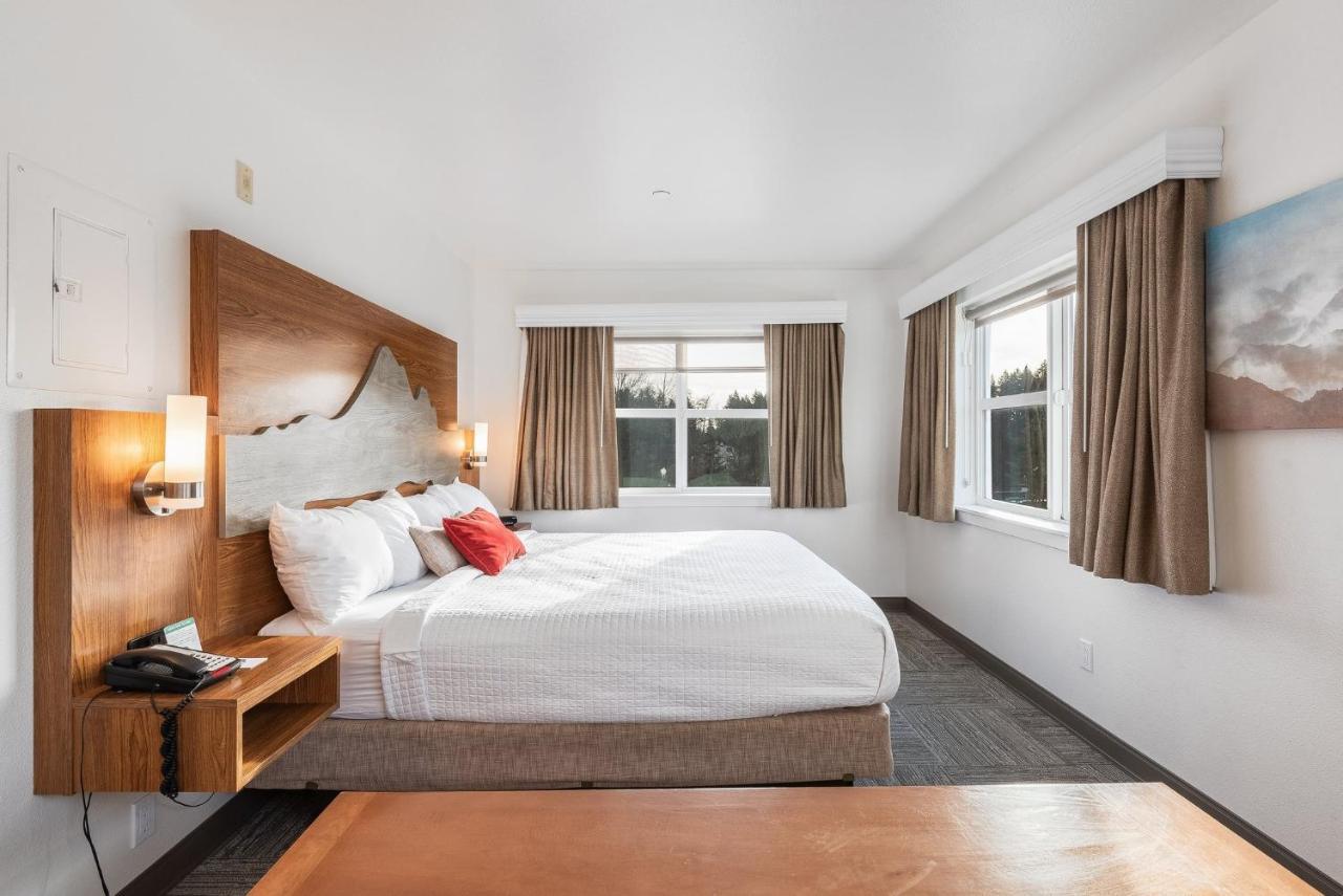 Marshall Suites Bainbridge Island Exterior photo
