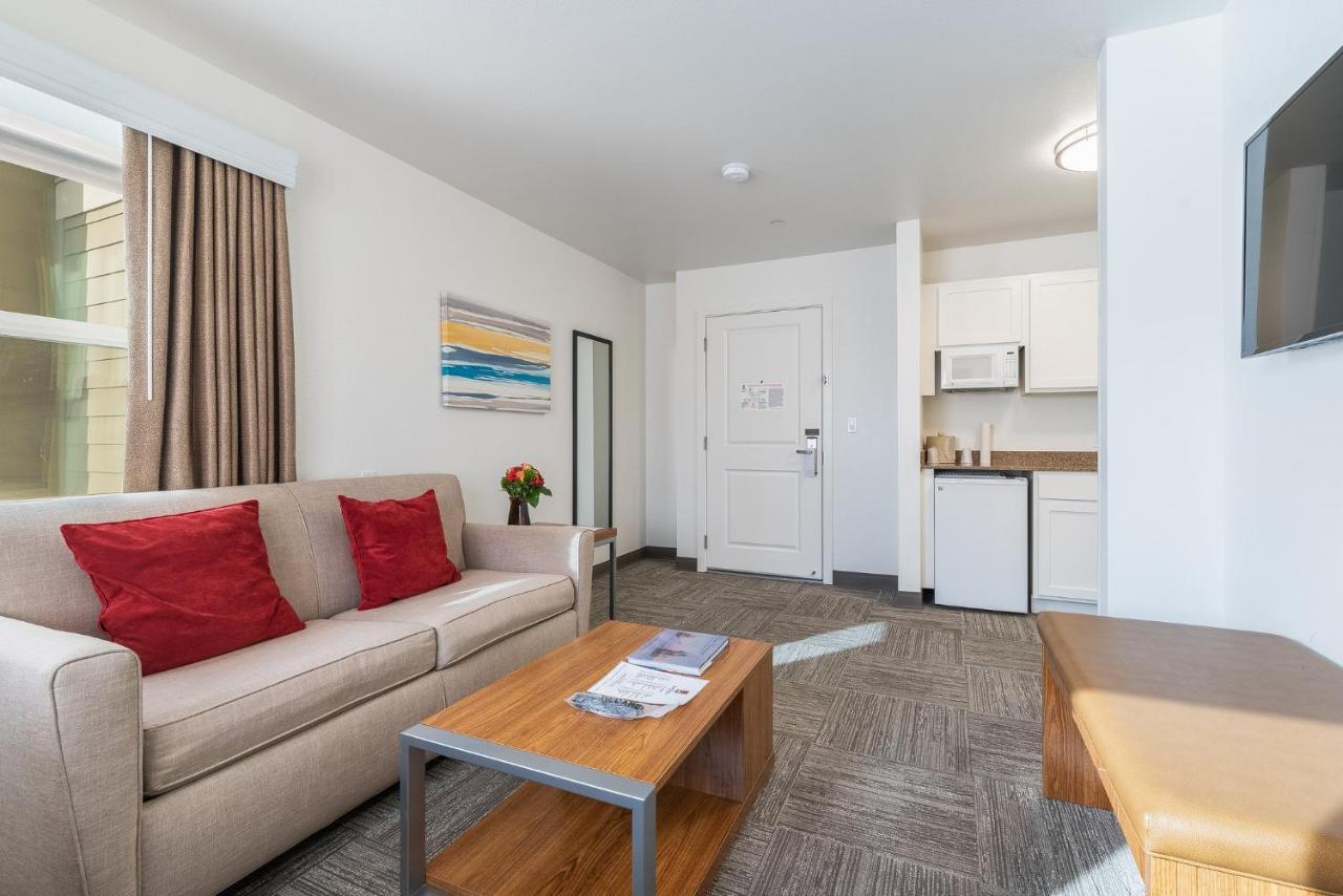 Marshall Suites Bainbridge Island Exterior photo