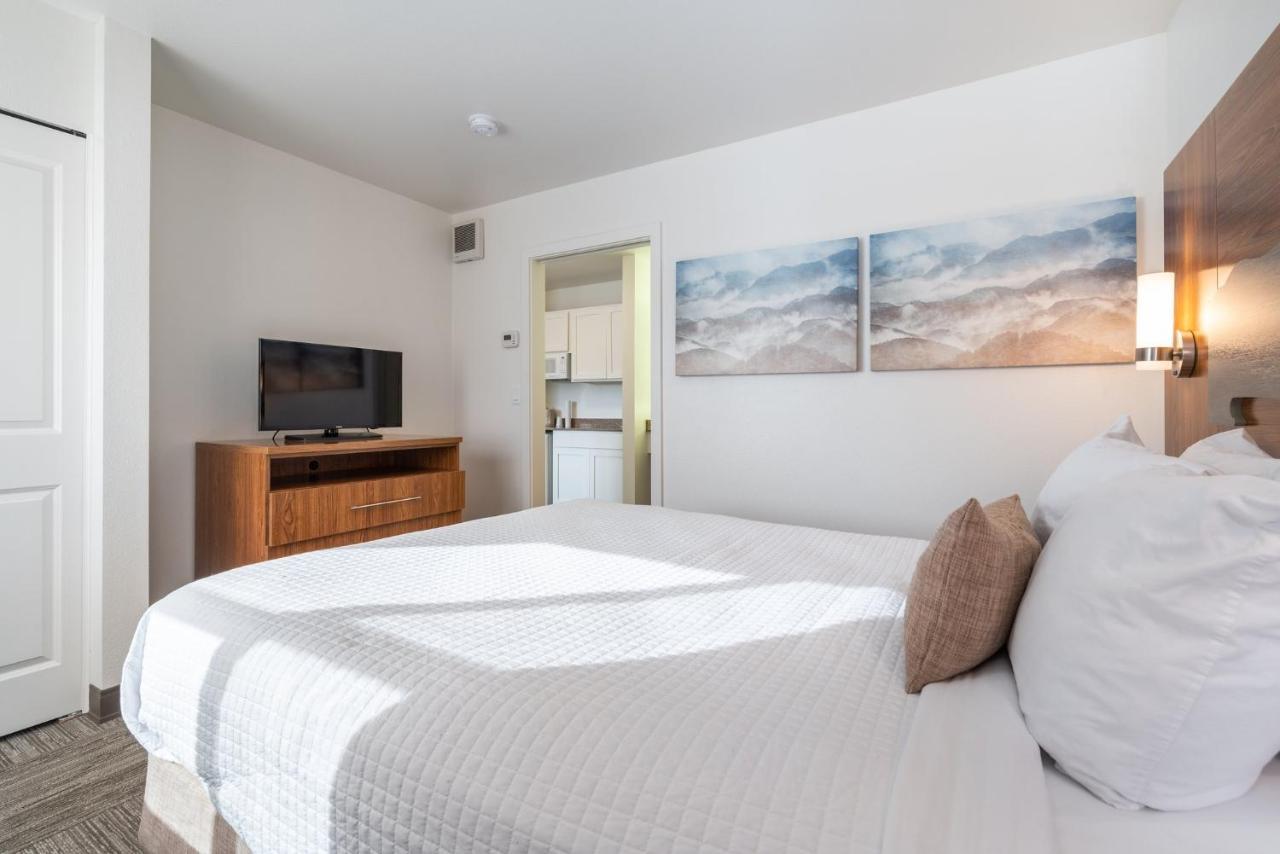 Marshall Suites Bainbridge Island Exterior photo